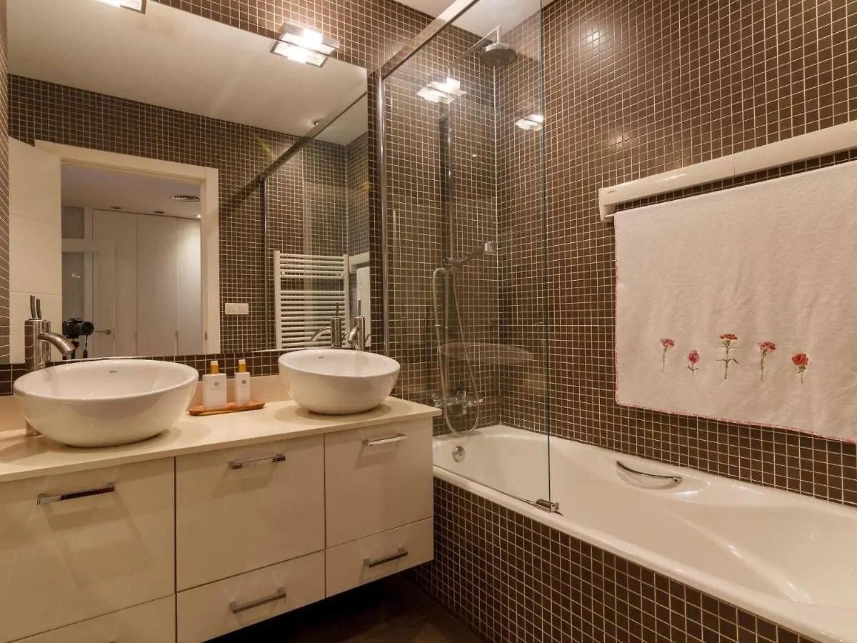 Apartamento De Diseno Con Parking Daire Bilbao İspanya