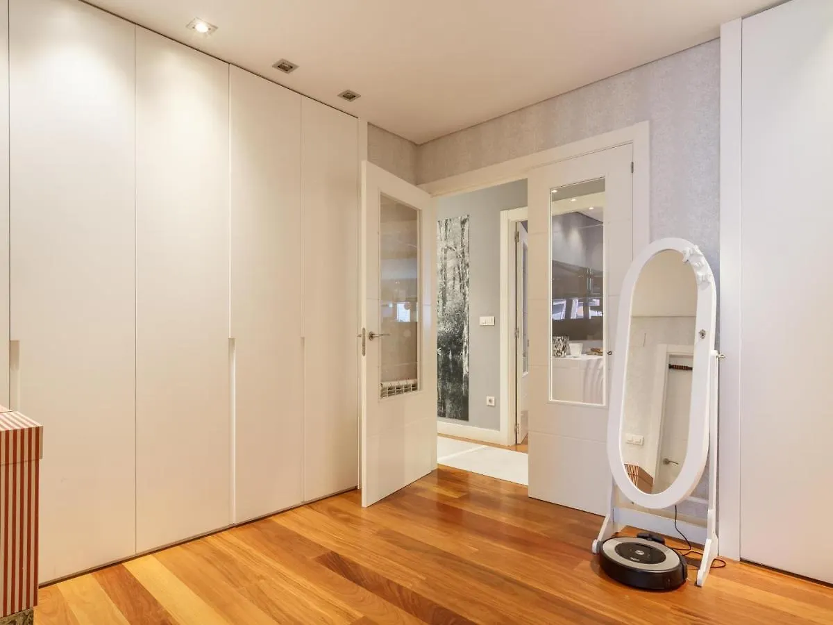 Apartamento De Diseno Con Parking Daire Bilbao 0*,
